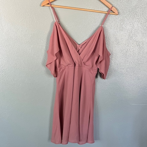 Lulu's Ruffle Mini Romper - Picture 10 of 12